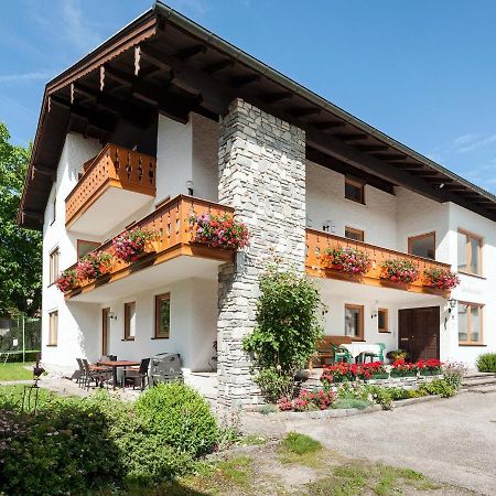 Gaeste- Und Appartementhaus Stachl Waging am See Exterior foto