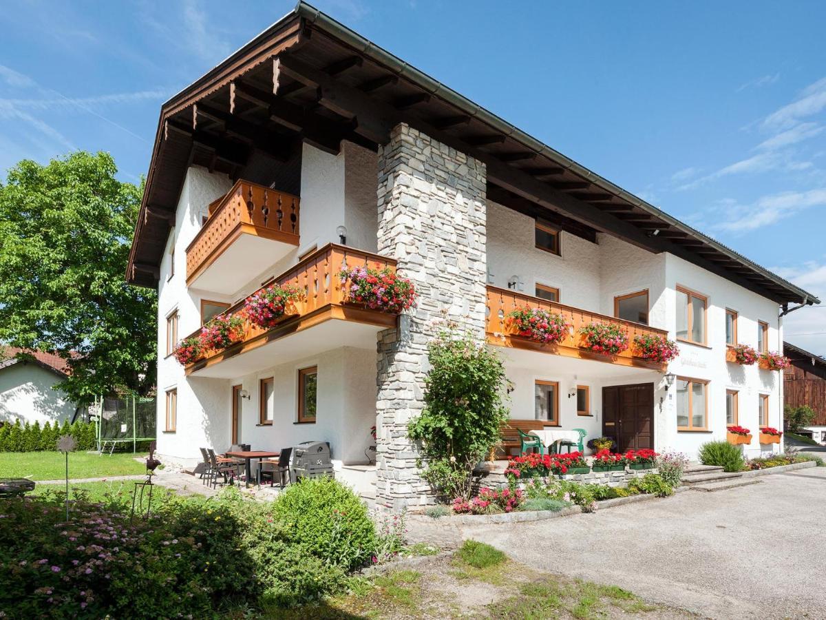 Gaeste- Und Appartementhaus Stachl Waging am See Exterior foto